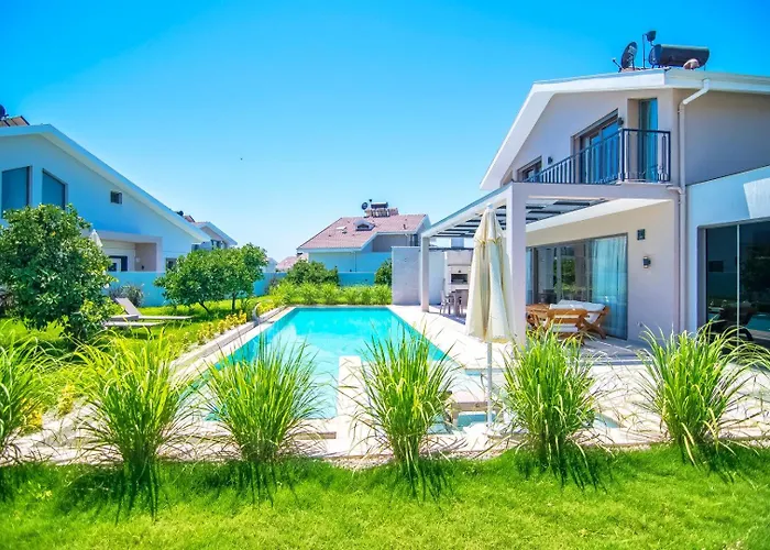 Plaja Yakin Lueks Fethiye