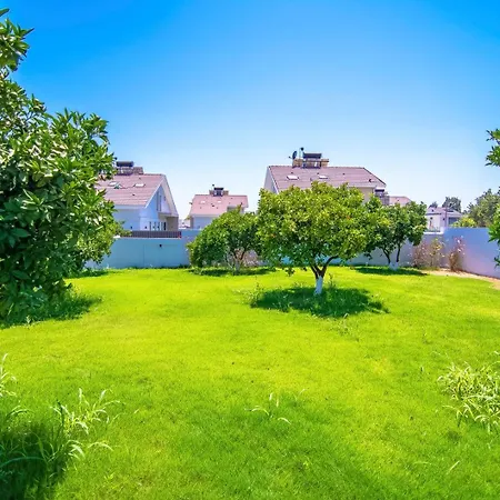 Villa Plaja Yakın Lüks