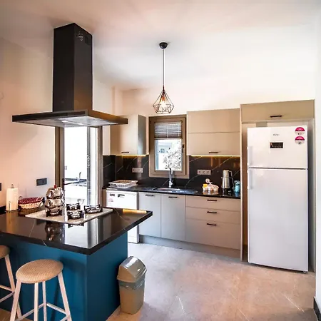 Villa Plaja Yakin Lueks