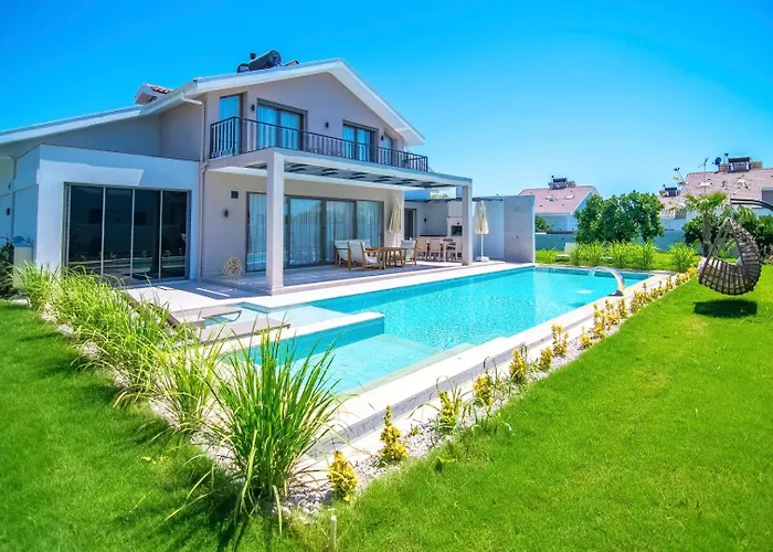 Villa Plaja Yakın Lüks