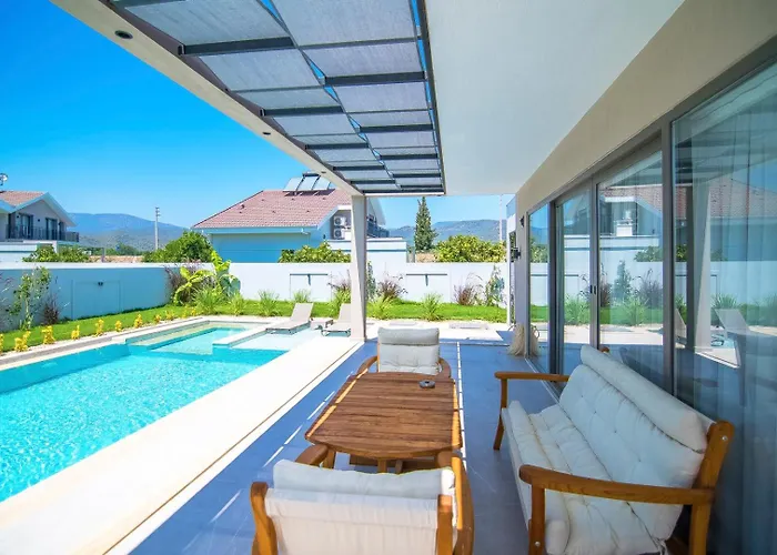 Villa Plaja Yakın Lüks