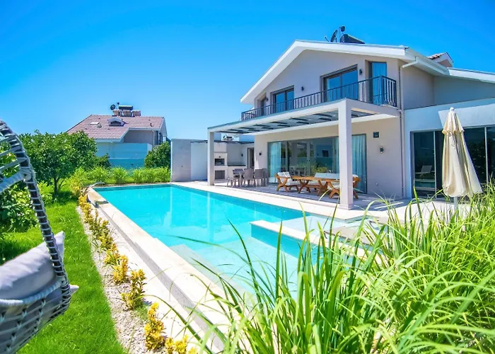 Plaja Yakin Lueks Vila Fethiye